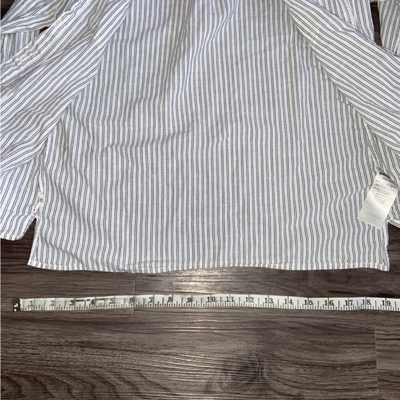 Patagonia button up - Picture 6 of 7